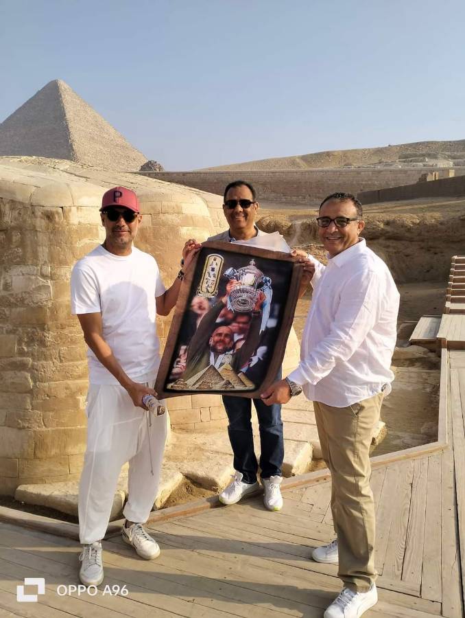 La inteligente forma en que Pep Guardiola gasta la fortuna que gana en Inglaterra ¿De cuánto es su salario?