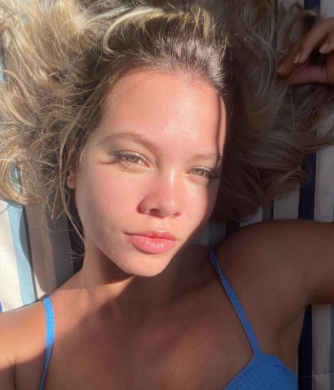 ¡Tiene la mitad de su edad! Adriano celebró su cumpleaños 40 con su joven novia en Brasil