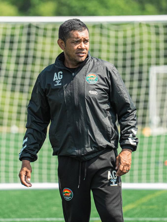 Padre estuvo en épico triunfo contra México en 2007 y su hijo jugará ante el Tri: el presente de Honduras que derrumbó a los aztecas en Copa Oro