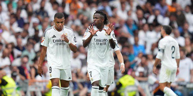 El motivo por el que Mbappé está frustrado con Vinicius y el feo gesto del brasileño: “A Cristiano no se lo quitaba”