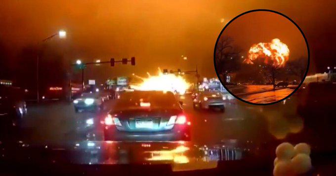 ¡Nueva tragedia! Un avión cae en zona residencial en Filadelfia, se reportan casas quemadas y varios muertos