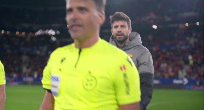 FOTOS: ¿Qué le dijo al árbitro? Piqué termina de la peor forma su carrera, feo gesto de Lewandowski y éxtasis de Xavi en la remontada de Barcelona
