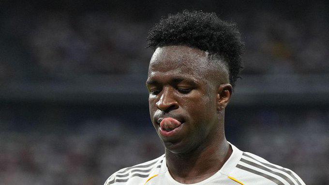 Vinicius recibe la peor burla tras el Balón de Oro de Dembélé y la increíble razón por la que piensa irse del Real Madrid