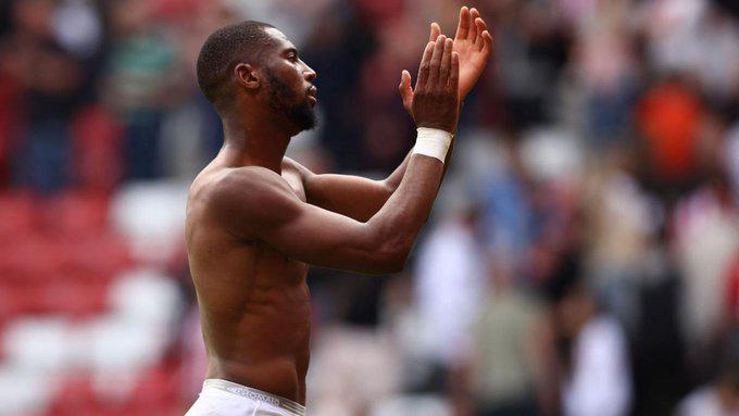 De trabajar en KFC a ser comprado por 25 millones para jugar en la Premier y revela su sueño con Cristiano Ronaldo