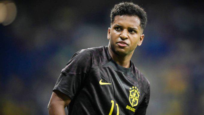 La amenaza de PSG al Real Madrid, el jugador que rechaza ir a Barcelona y el plan “B” de Florentino con Mbappé