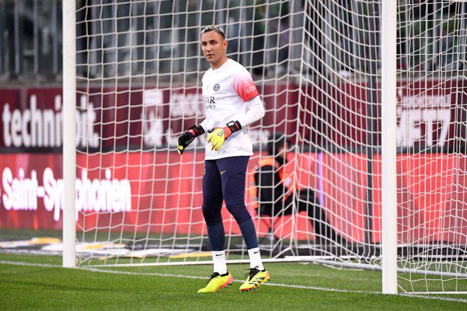 Keylor Navas firma uno de los contratos más bajos de su vida: el nuevo salario y el mensaje de leyenda de Real Madrid