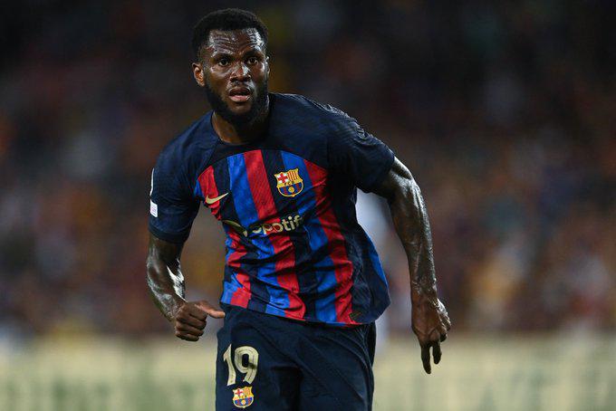 Mercado: da el sí para irse del Barcelona, la bomba de Benzema en el Real Madrid y el futuro equipo de Harry Maguire