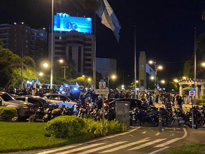 NO SE VIO EN TV: El que mandó a dormir a los aztecas, la tristeza de México en el Olímpico y la euforia de Guatemala tras clasificar al Mundial de Indonesia