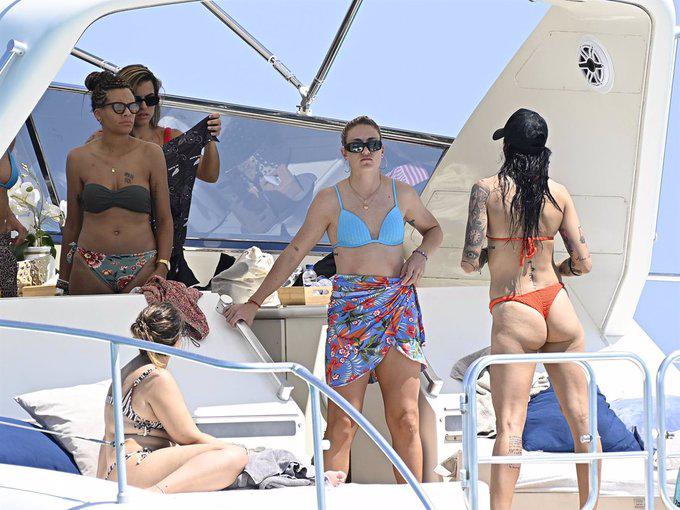 Así son las vacaciones Jenni Hermoso tras su polémico beso: ‘Tatuaje’ dedicado a Rubiales y Alexia Putellas deslumbra