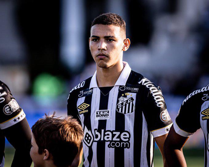 Se ofrece al Barcelona para dejar a Guardiola, rechazó jugar con Cristiano Ronaldo y la petición de Neymar al Santos