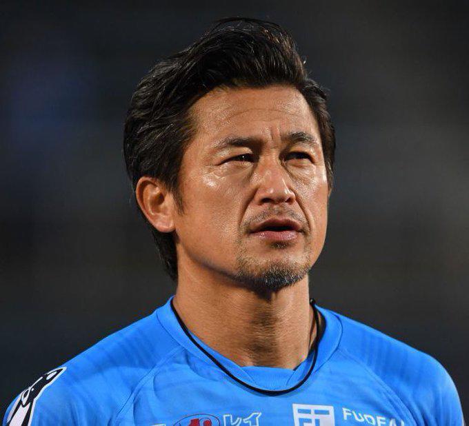 ¡Increíble! El futbolista profesional más viejo del mundo consiguió nuevo club para el 2022; tiene 54 años