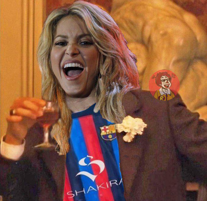 Piqué anunció su retiro del fútbol y los memes destrozan al jugador del Barcelona; Shakira es protagonista también
