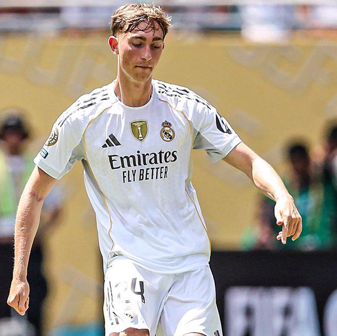 El gran señalado del Real Madrid, debut de Xabi, la polémica del VAR, el sorpresivo MVP y así fue capturado Florentino Pérez