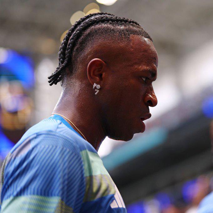 El gran señalado del Real Madrid, debut de Xabi, la polémica del VAR, el sorpresivo MVP y así fue capturado Florentino Pérez