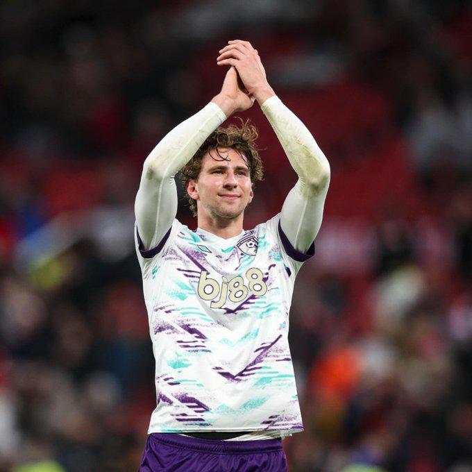 Barrida de Hansi Flick y el '9' que desea jugar en Barcelona; Liverpool alista su tercer fichaje y sorpresa en el Real Madrid