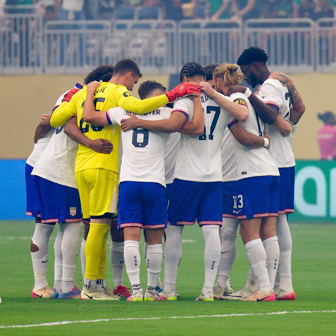 México educa a Estados Unidos, homenaje a Diogo Jota, las grandes polémicas de la final y ¿quién se llevó el Balón de Oro?