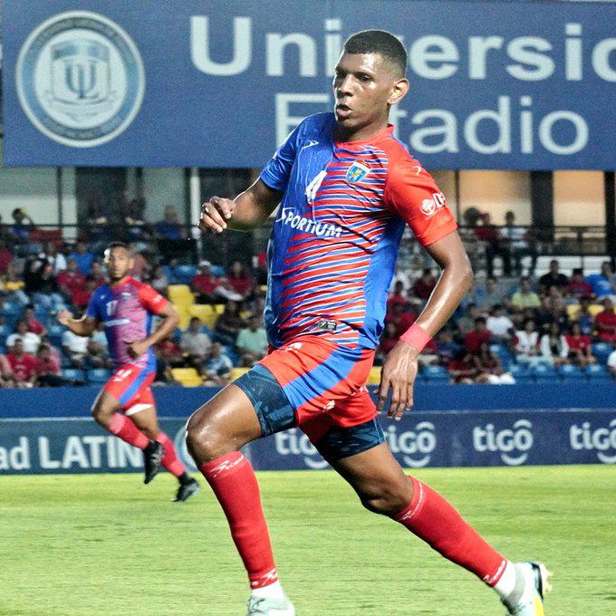 Futbolistas hondureños destacan y figuran en el 11 ideal de los octavos de la Copa Centroamericana de Concacaf