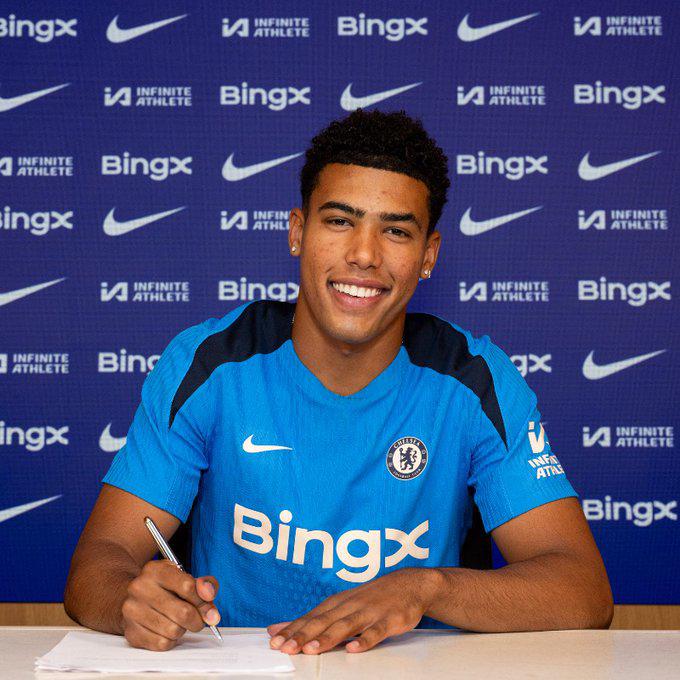 Guardiola elige al relevo de De Bruyne y este club llamó a James Rodríguez; PSG suelta la ‘bomba’ y Joao Félix es noticia