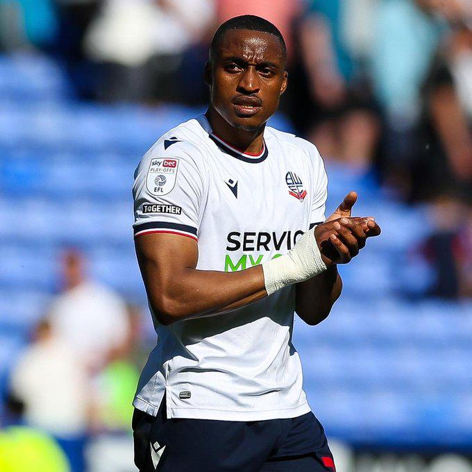 “Sintió un crujir”: la surrealista lesión que sufrió un futbolista por culpa de un estornudo y explican la razón