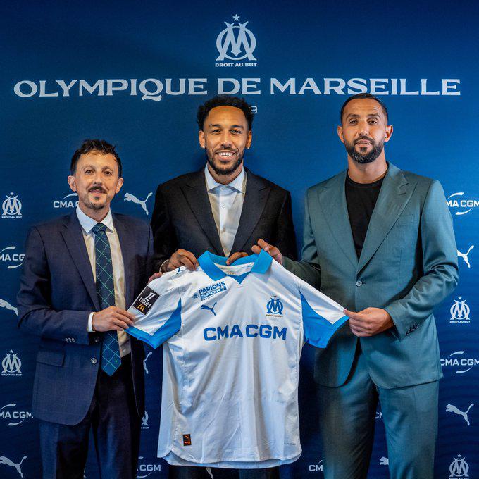 Se va de Real Madrid y ya tiene nuevo club, CR7 pierde a figura y buscan su reemplazo; Guardiola echa a dos futbolistas del City