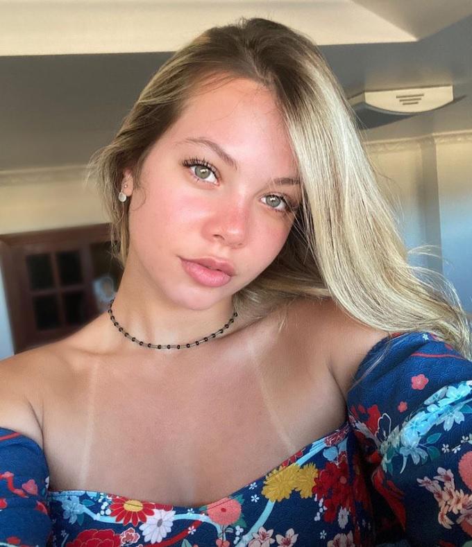 ¡Tiene la mitad de su edad! Adriano celebró su cumpleaños 40 con su joven novia en Brasil