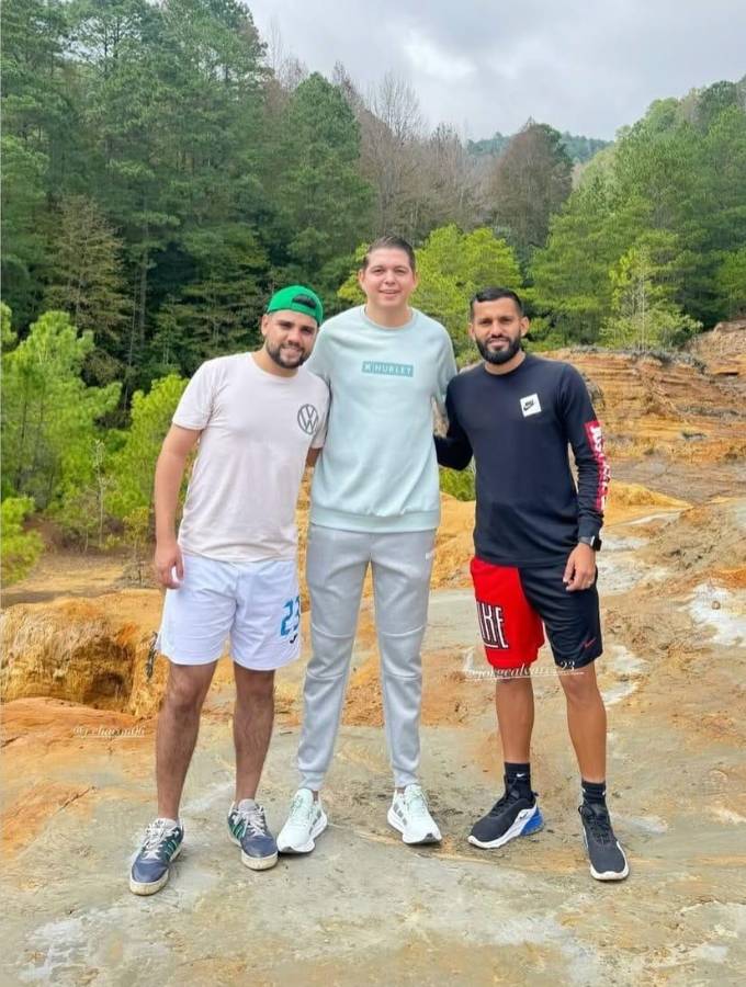 De luna de miel, en motocicleta y en la naturaleza; así pasan las vacaciones los jugadores de la liga Nacional de Honduras