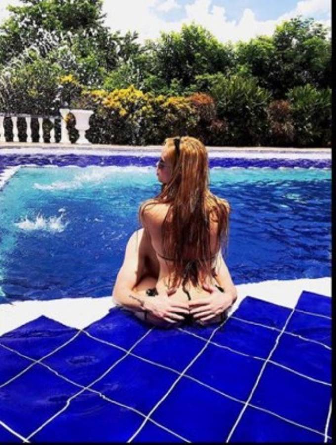 La exuberante esposa de Armani que mandó a callar a los críticos del portero argentino