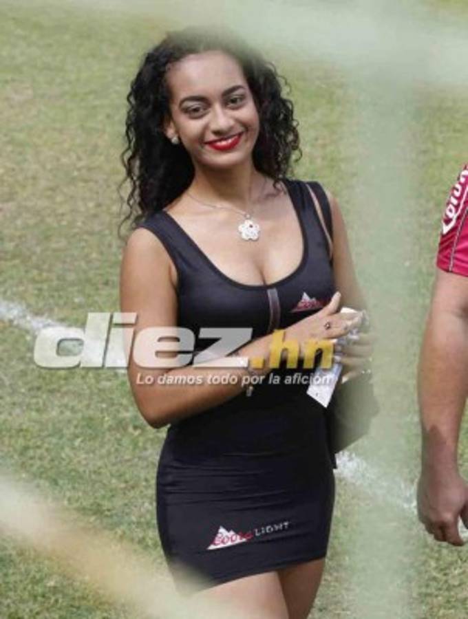 ¡LO MÁS LINDO! Las bellas mujeres que adornaron la jornada de clásicos en Honduras