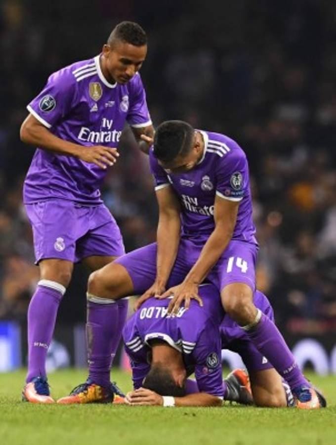 NO VISTE EN TV: Los abrazos de Alves y la chica que se robó la atención en Cardiff