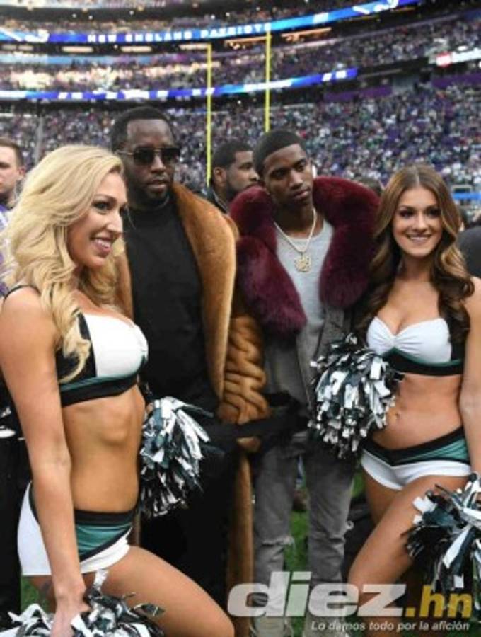 Las explosivas chicas que adornaron el Super Bowl LII