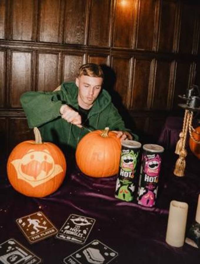 El Halloween de los cracks: Cristiano Ronaldo se lleva un susto, el cumpleañero del Barça y un aterrador Vinicius