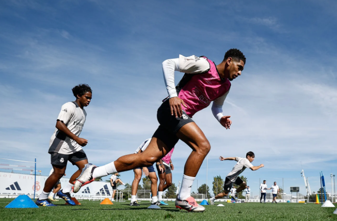 Jude Bellingham regresa a la convocatoria del Real Madrid tras superar su lesión.