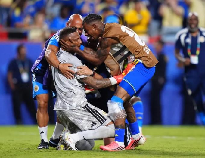 Portero de Curazao recibe histórico Record Guinness por lo que hizo en el Mundial 2026