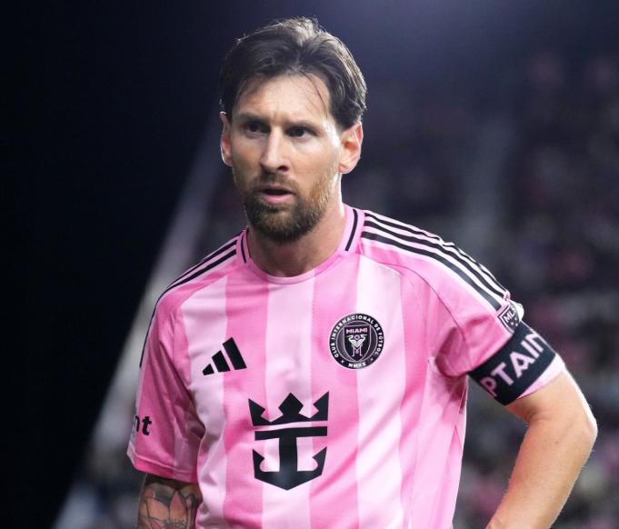 Messi fue la figura y explotó contra el árbitro: Inter Miami empata ‘in extremis’ ante New York City en la MLS 2025