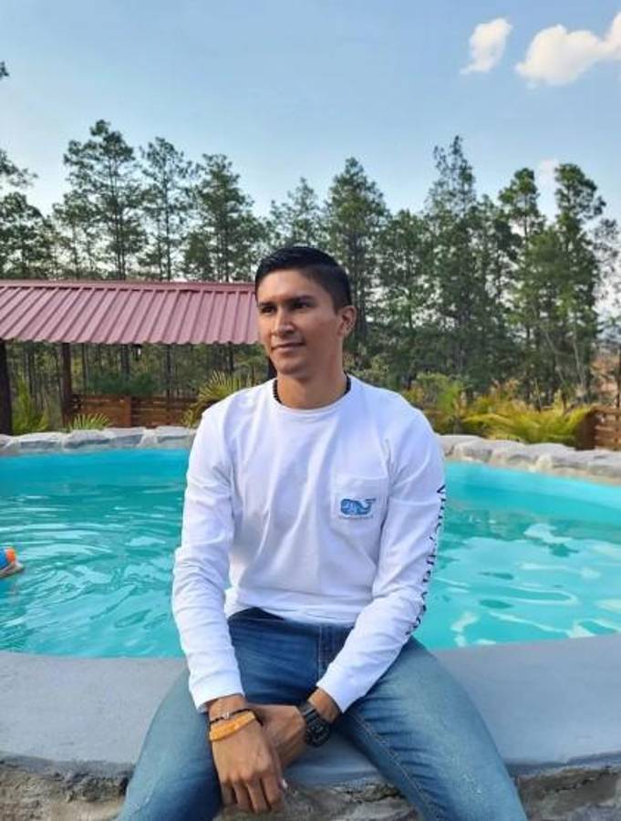 Roger Rojas revela la enfermedad que lo llevó al retiro y quién le salvó la vida al donarle un órgano