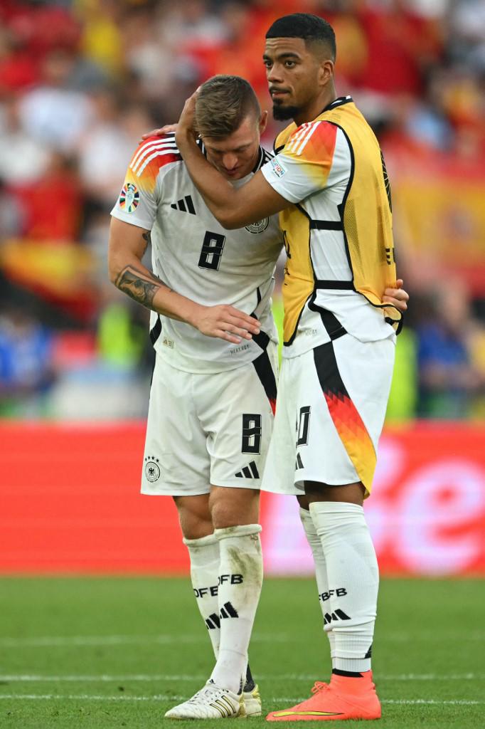 Kroos se cargó a Pedri en su último partido: duras imágenes de la eliminación de Alemania ante España en la Eurocopa