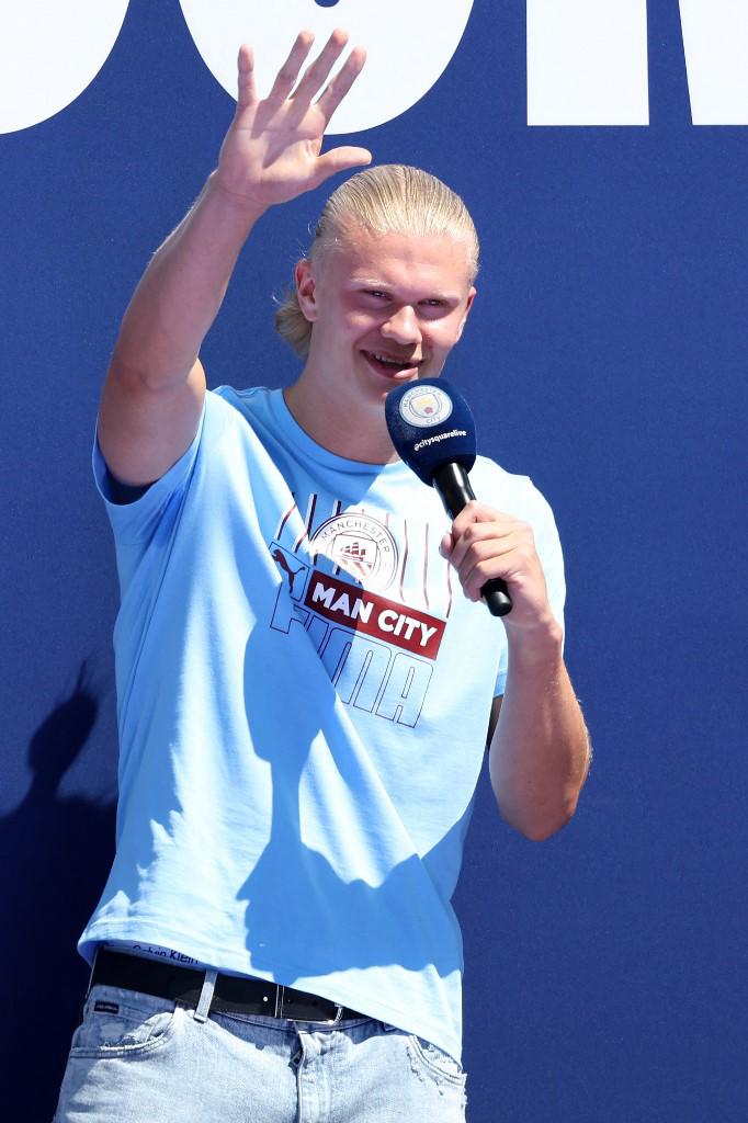 Así presentó el Manchester City a sus flamantes fichajes: la provocación de Haaland y el dorsal de Julián Álvarez