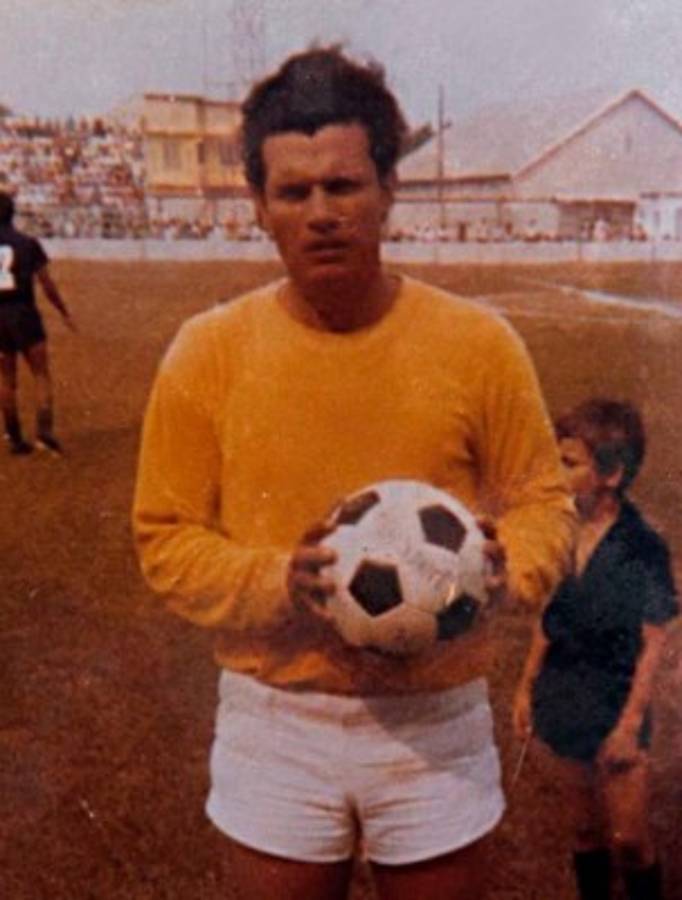 El 11 ideal de todos los tiempos en Motagua para Eddy Atala, presidente azul