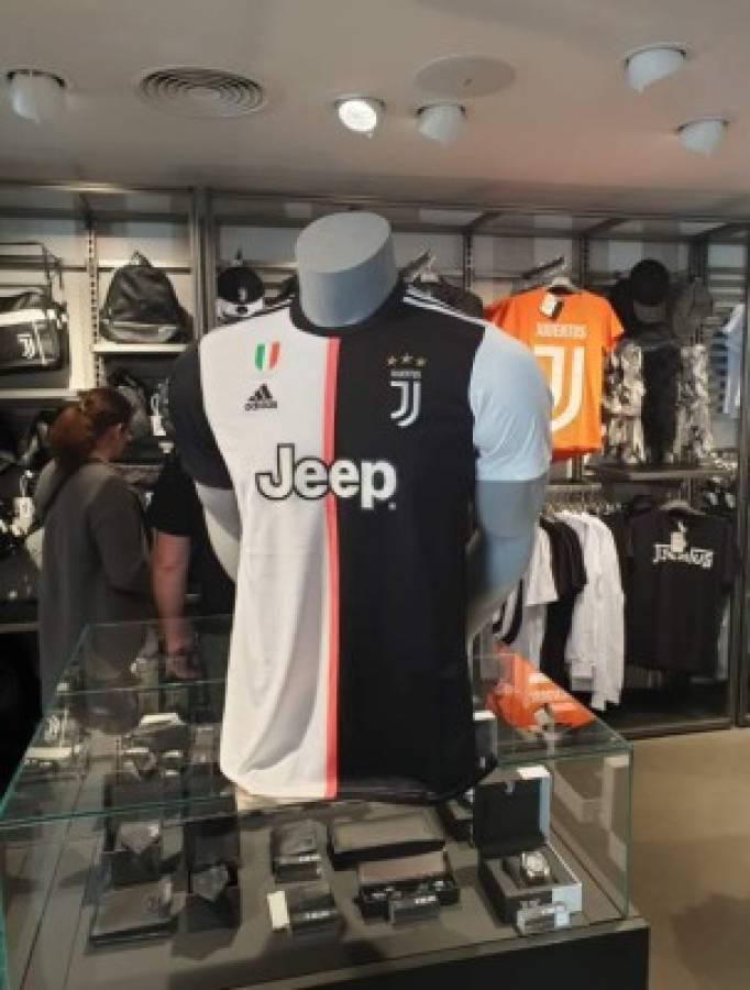 Revolucionaria: Juventus presenta su nueva y polémica camiseta... ¡Sin rayas!