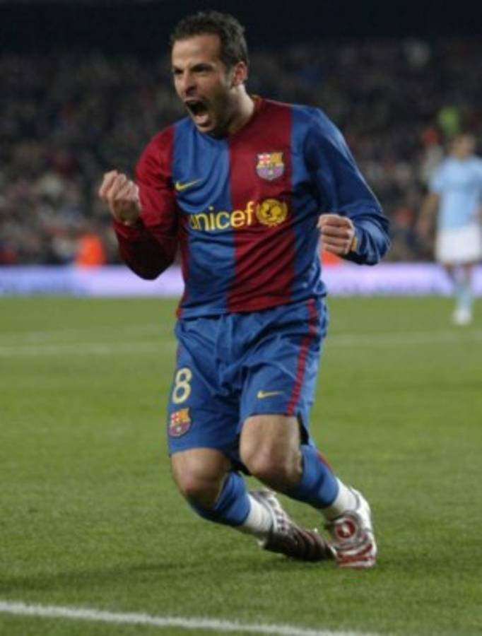 Futbolistas que han vestido las camisetas de Roma y Barcelona