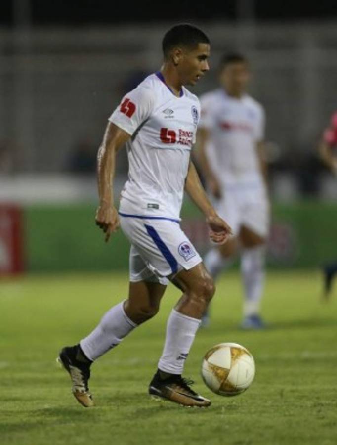 ¡Dos cambios! El 11 titular del Olimpia el clásico ante Motagua en el Olímpico