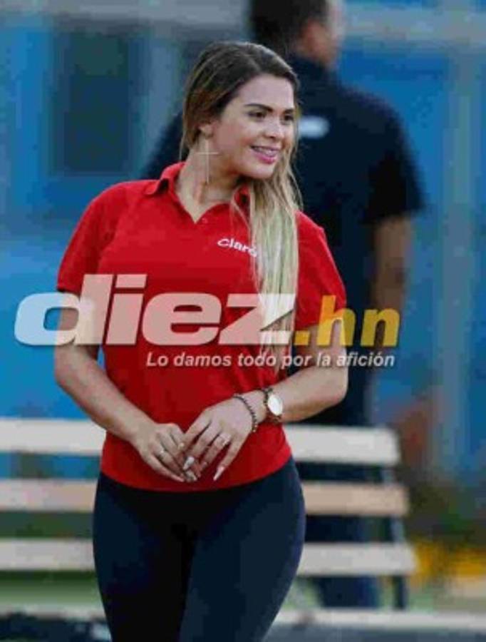 ¡Pura lindura! Las bellas catrachas en el juego de Honduras ante Chile en el Olímpico