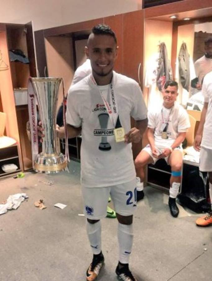 El festejo íntimo de los jugadores del Olimpia tras ganar la copa de Liga Concacaf