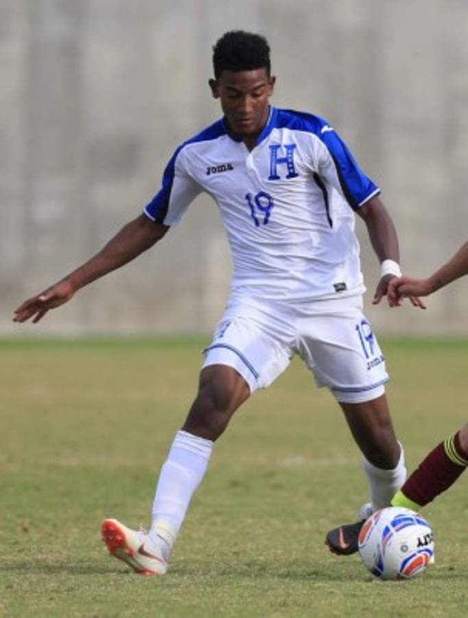 MERCADO: Platense y Real de Minas se refuerzan, llega delantero africano