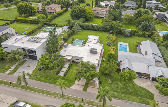 El barrio privado donde vive Messi en Rosario, el chat de los vecinos y la tecnología que usan para cuidarlo: ‘‘Déjenlo descansar’’