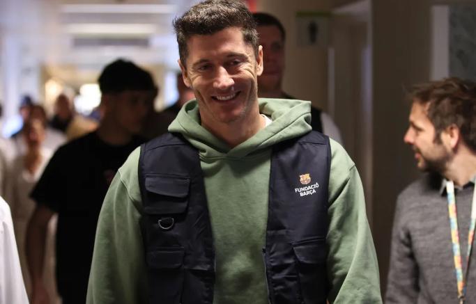 Terminaron de entrenar y se fueron a un hospital: el hermoso gesto del Barcelona para cerrar el 2024