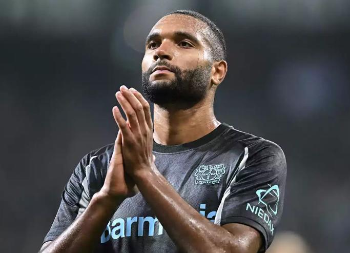 Jonathan Tah dejará el Leverkusen y su próximo destino podría ser el FC Barcelona.