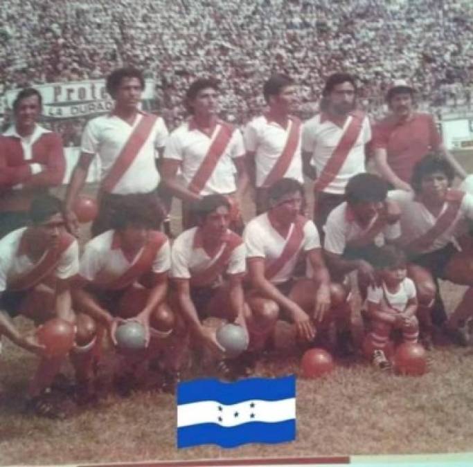 ¡Retro! Así eran los looks, alineaciones y uniformes de clubes hondureños en los 70, 80 y 90