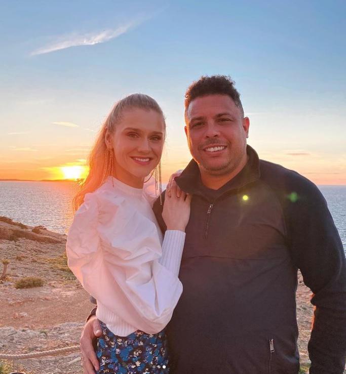 ¿En qué invierte su fortuna Ronaldo? Es dueño de dos clubes, tiene un contrato vitalicio y su infartante mujer