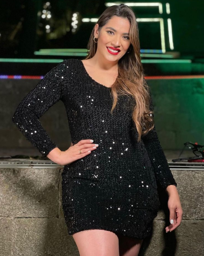 ¡Qué muñecas! Presentadoras y modelos hondureñas enamoran en la Navidad 2021